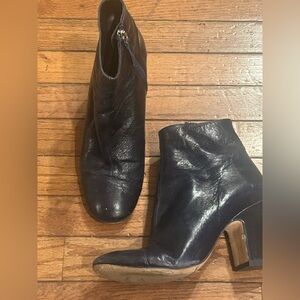 Zara Navy Leather Block Heel Booties Size 39/8 US WOMEN